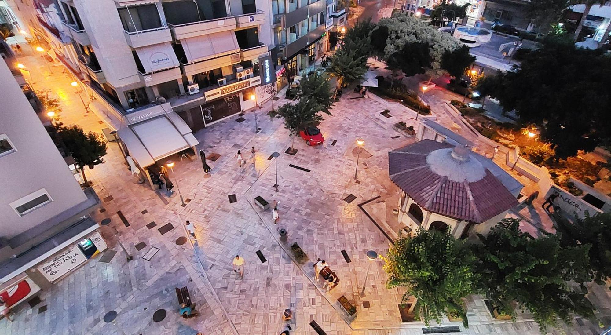 High End Suite At The Center Of Heraklion Екстериор снимка